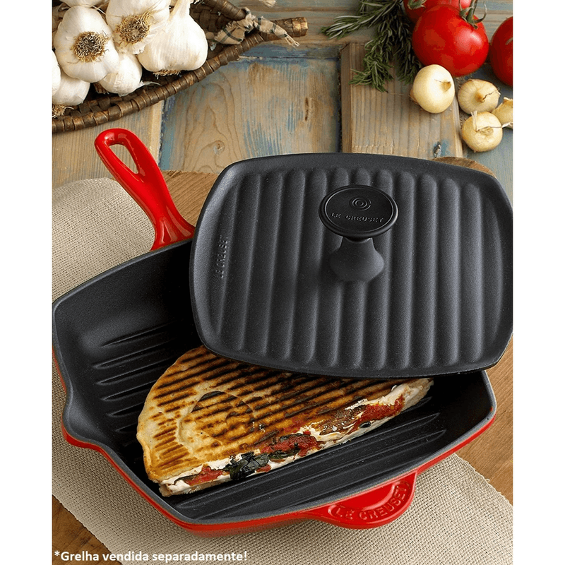 0893_panini-press-le-creuset-6446_z4_637804556548088195