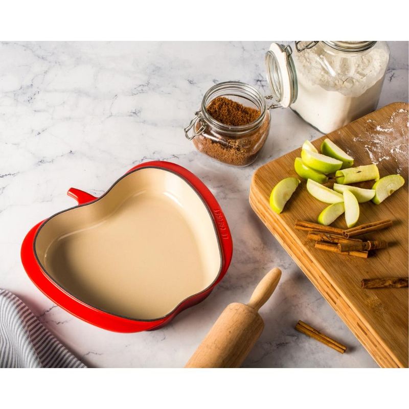 16440_assadeira-maca-em-ferro-fundido-22-cm-vermelho-le-creuset-97548_z1_638360900097559406