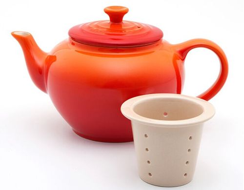 KIT LE CREUSET CHALEIRA, BULE, CANECA, PRATOS E SUPORTE LARANJA