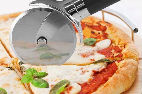 CORTADOR KITCHENAID DE PIZZA PROFISSIONAL LÂMINA INOX PRETO KAG113OHOBE