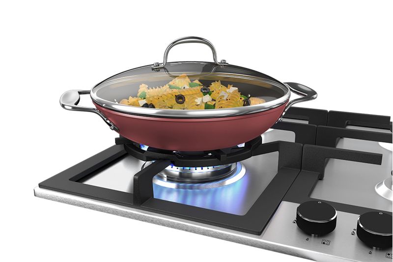 Cooktop-41206_Detalhe-Panela-no-fogo-no-queimador-maior