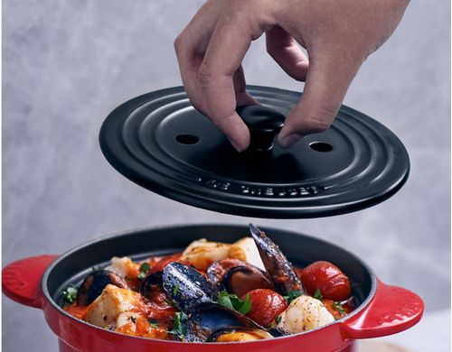 TAMPA INTERNA LE CREUSET PARA PANELAS DE ARROZ DE 18CM MATTE BLACK  16,5CM 91063818000000