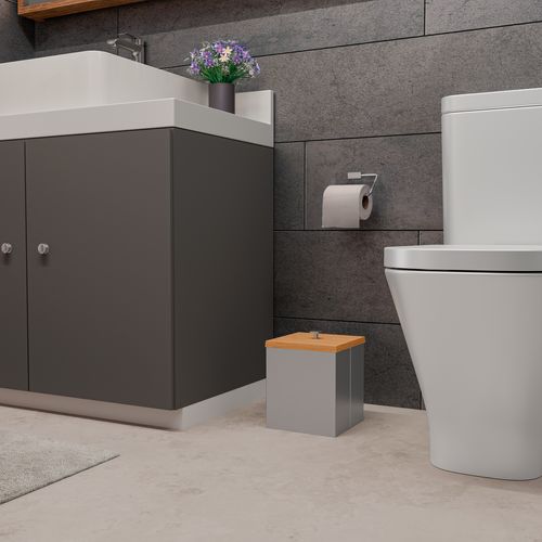 LIXEIRA TRAMONTINA LUZ EM INOX COM TAMPA COM ACABAMENTO ACETINADO 4,5L 94540/076