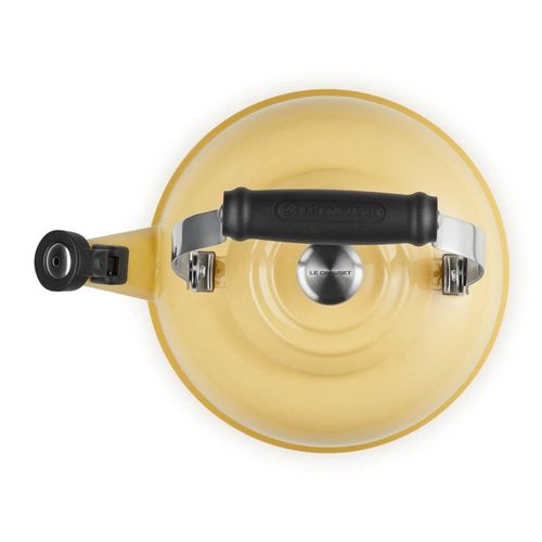 CHALEIRA TRADICIONAL LE CREUSET COM APITO 1,6L EM AÇO ESMALTADO CAMOMILLE