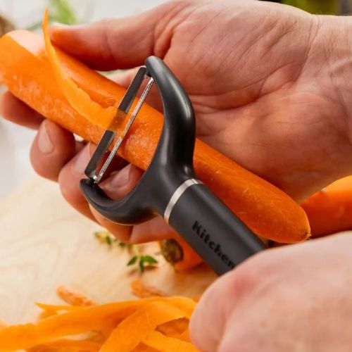 DESCASCADOR Y KITCHENAID PARA FRUTAS E LEGUMES EM AÇO INOX PRETO KHH145OHOBEG