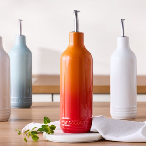 PORTA OLEO LE CREUSET 600ML SIGNATURE EM CERÂMICA LARANJA 70846600900099